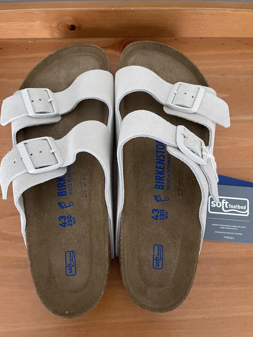 NIB BIRKENSTOCK ARIZONA SANDALS - Regular Fit